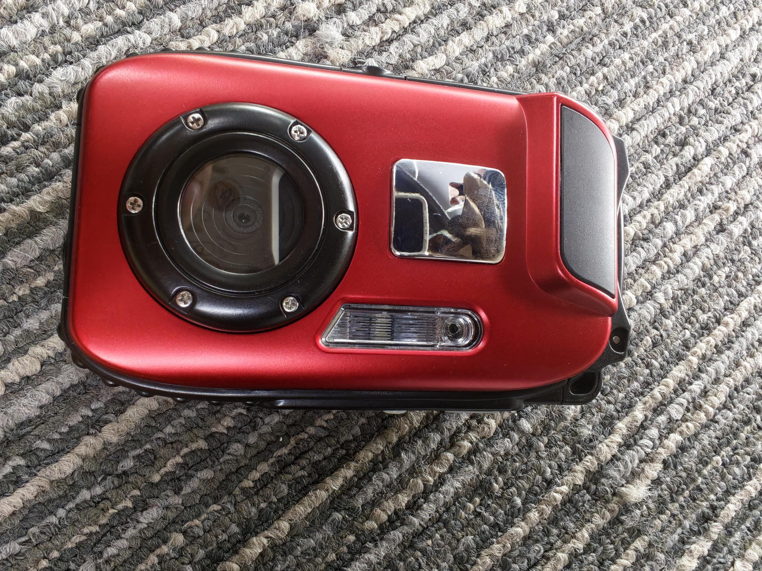 Waterproof, great image quality