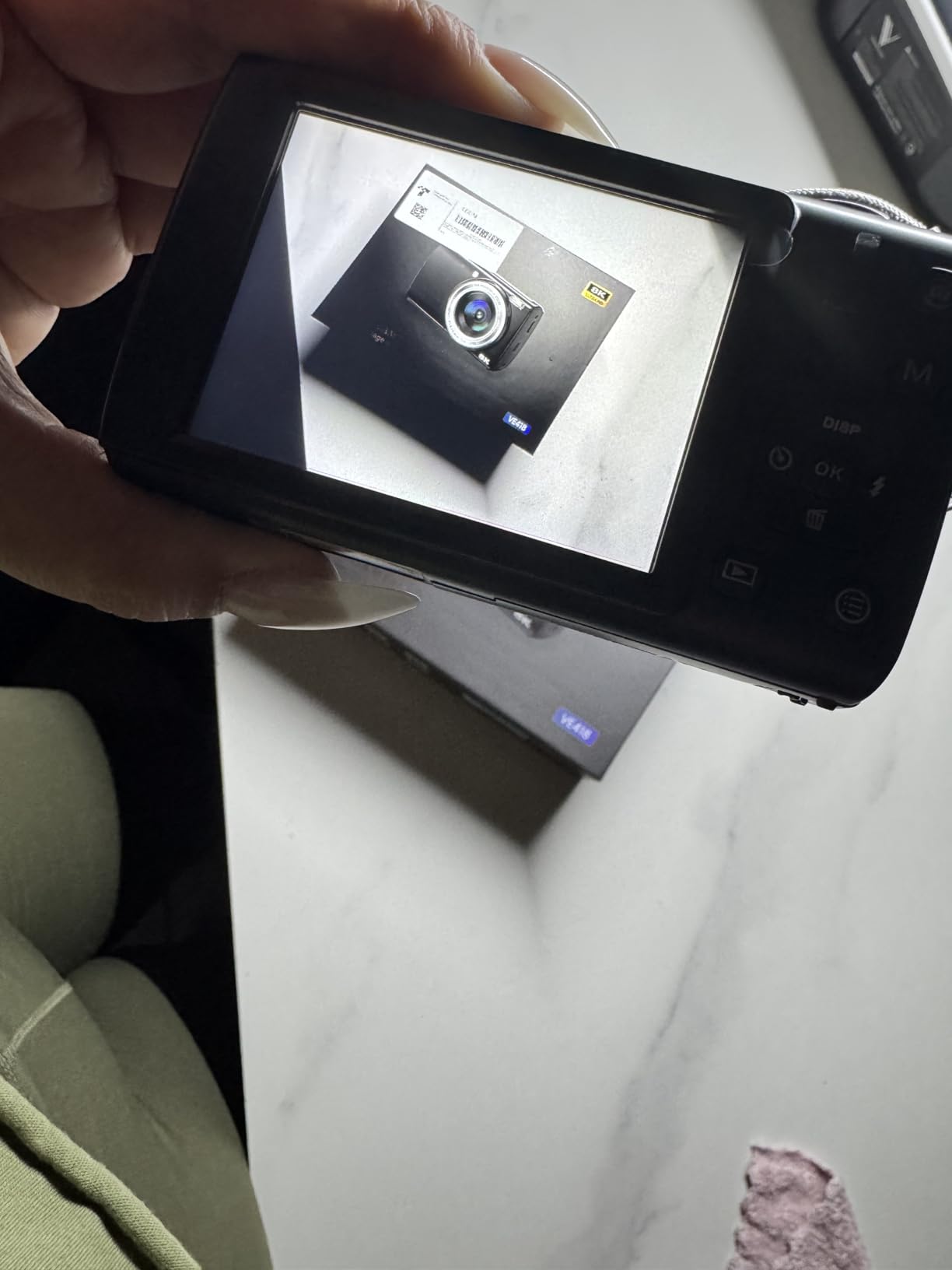 Take beautiful photos I recommend it.