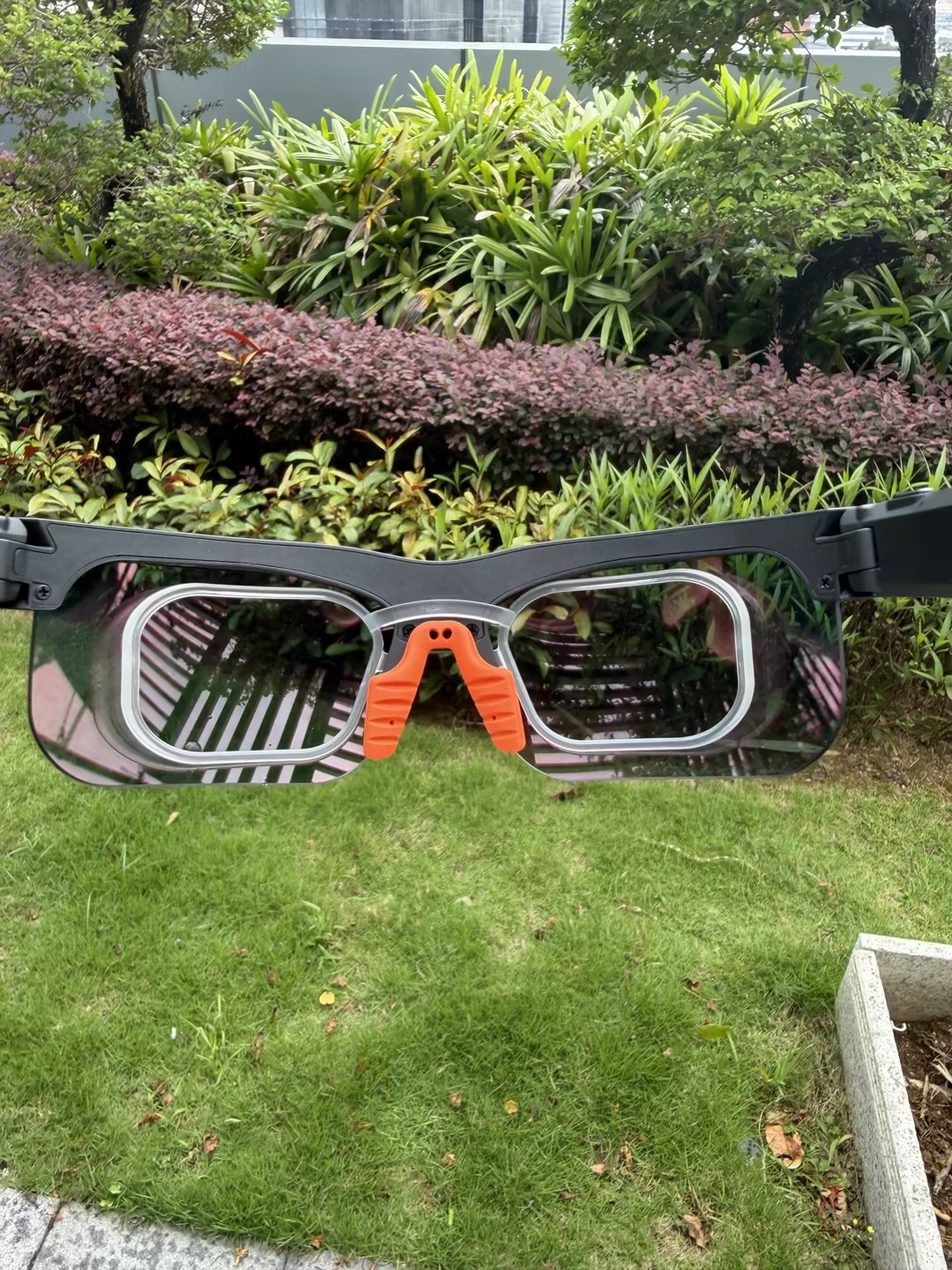 Comfortable AI Glasses, Sharp Video, OK Sound, Decent Battery