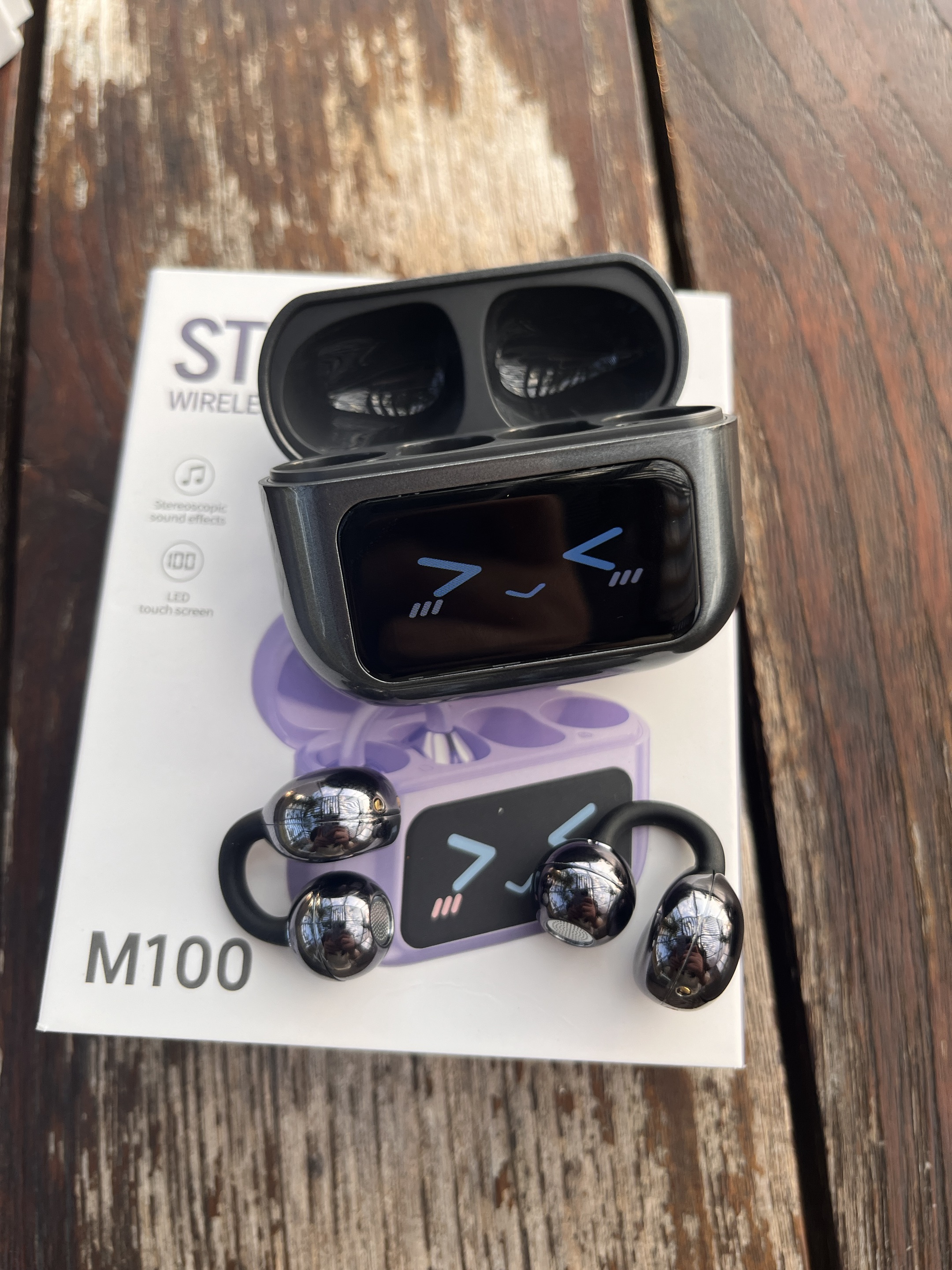 Comfortable to wear and effective in conversation