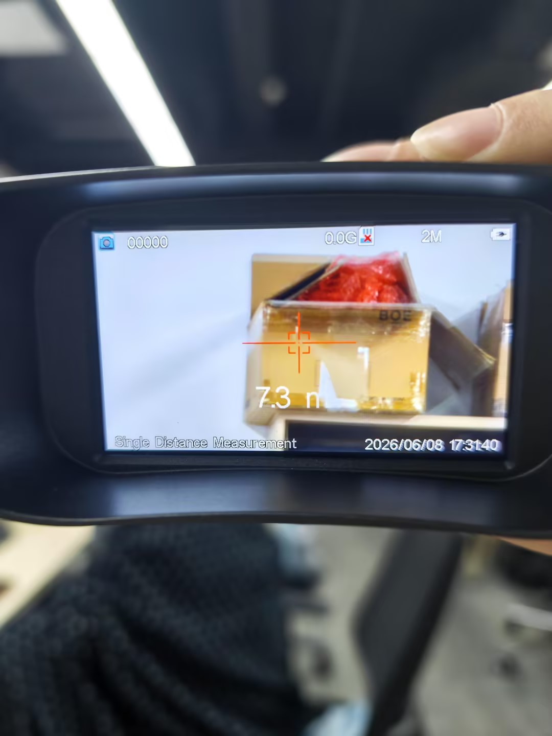 Clear images and accurate rangefinder
